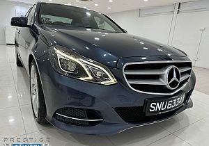 Mercedes Benz E200 Sedan R18 LED 2015 Blue